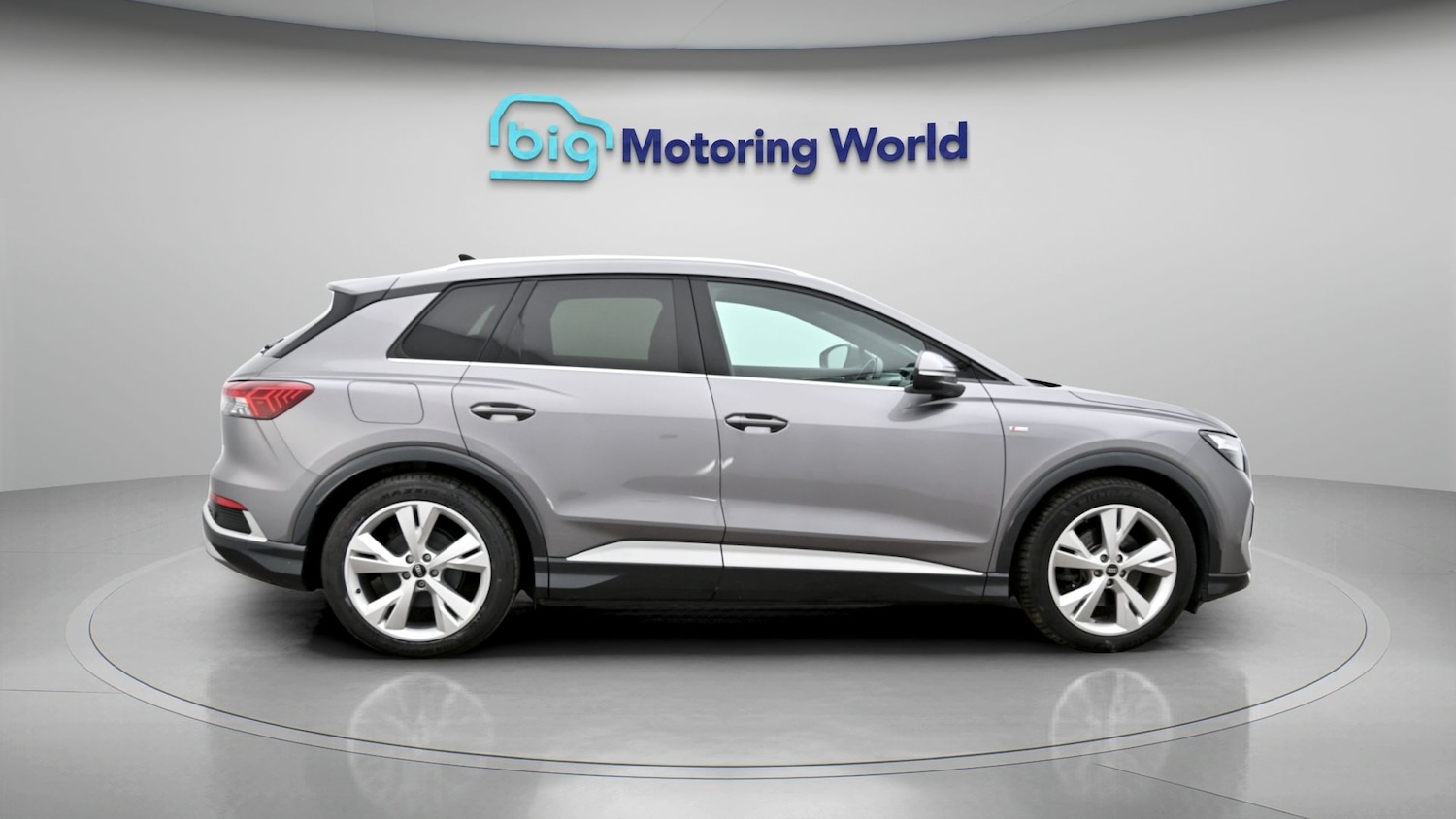 Used Audi Q4 e-tron 2023 for sale - 78016038: Photo 8