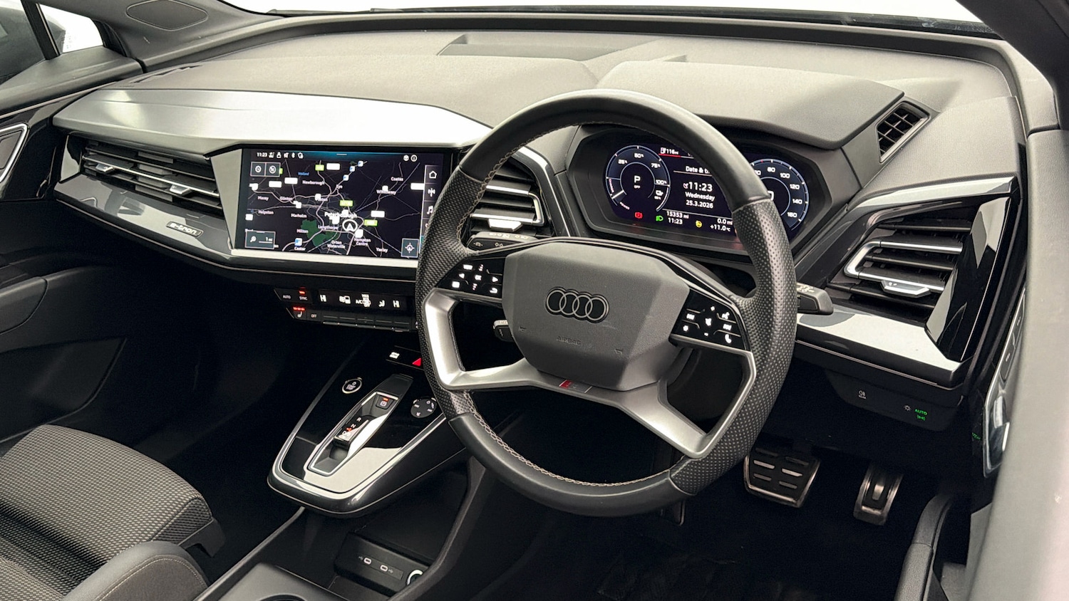 Used Audi Q4 e-tron 2023 for sale - 78016038: Photo 9