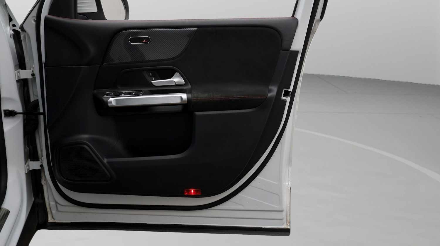 Used Mercedes-Benz GLB 2022 for sale - 77730099: Photo 15