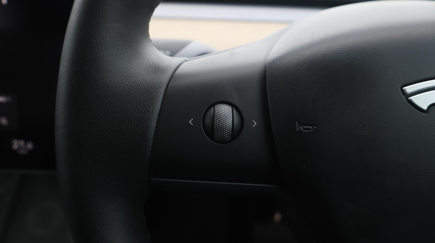 Used Tesla Model Y 2022 for sale - 76371515: Photo 24