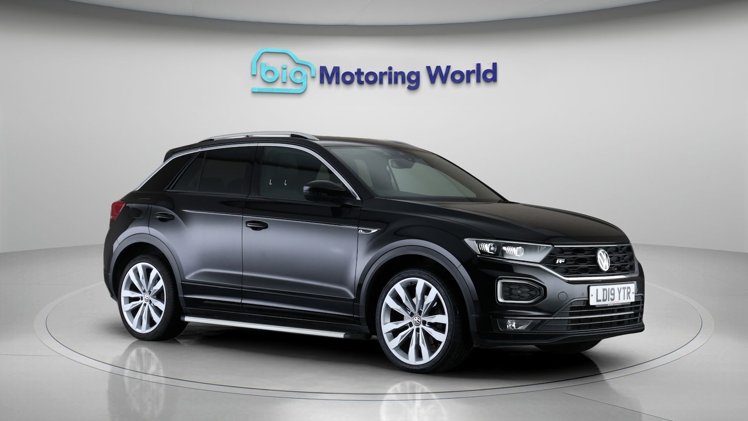 Used Volkswagen T-Roc 2019 for sale - 77595137: Photo 1