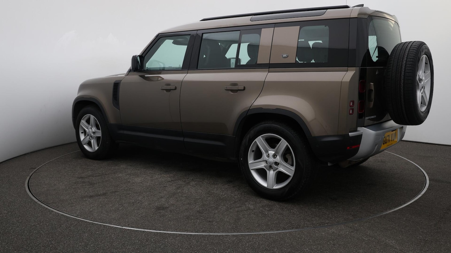Used Land Rover Defender 110 2021 for sale - 76122861: Photo 36