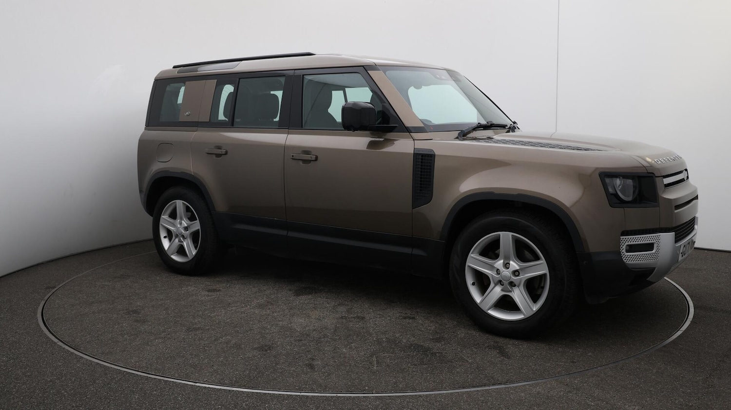 Used Land Rover Defender 110 2021 for sale - 76122861: Photo 46