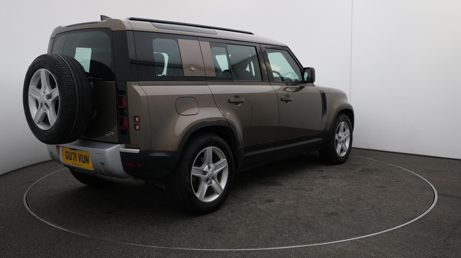 Used Land Rover Defender 110 2021 for sale - 76122861: Photo 55