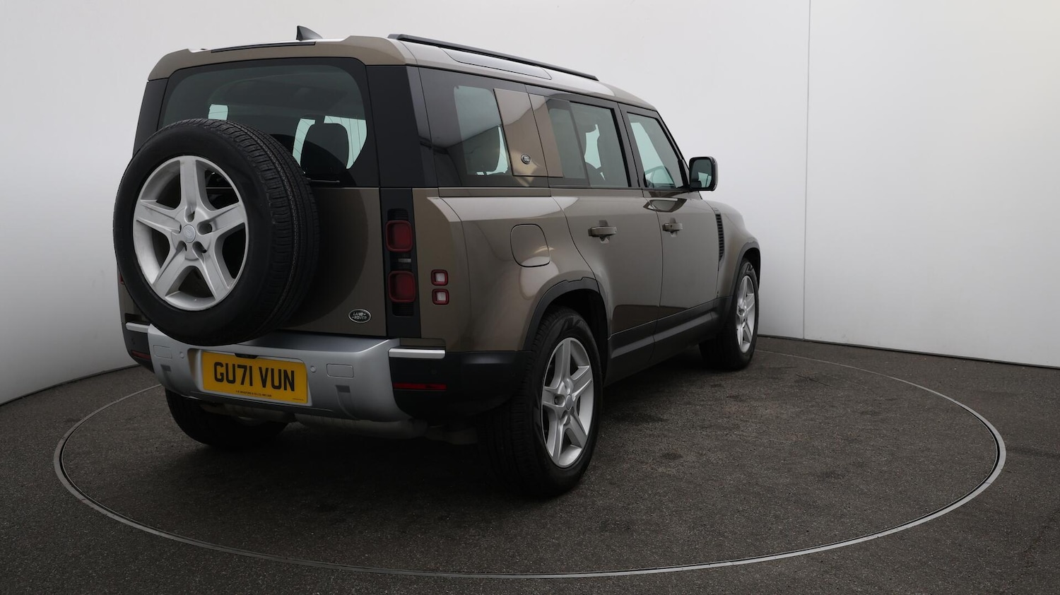 Used Land Rover Defender 110 2021 for sale - 76122861: Photo 56