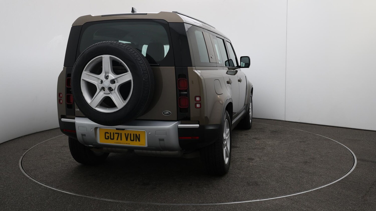 Used Land Rover Defender 110 2021 for sale - 76122861: Photo 57