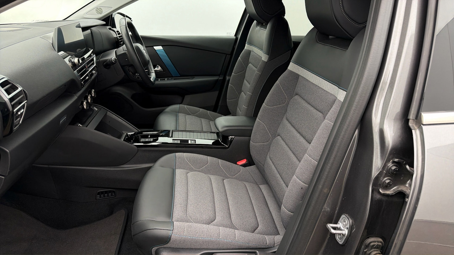 Used Citroen C4 2021 for sale - 77934879: Photo 13