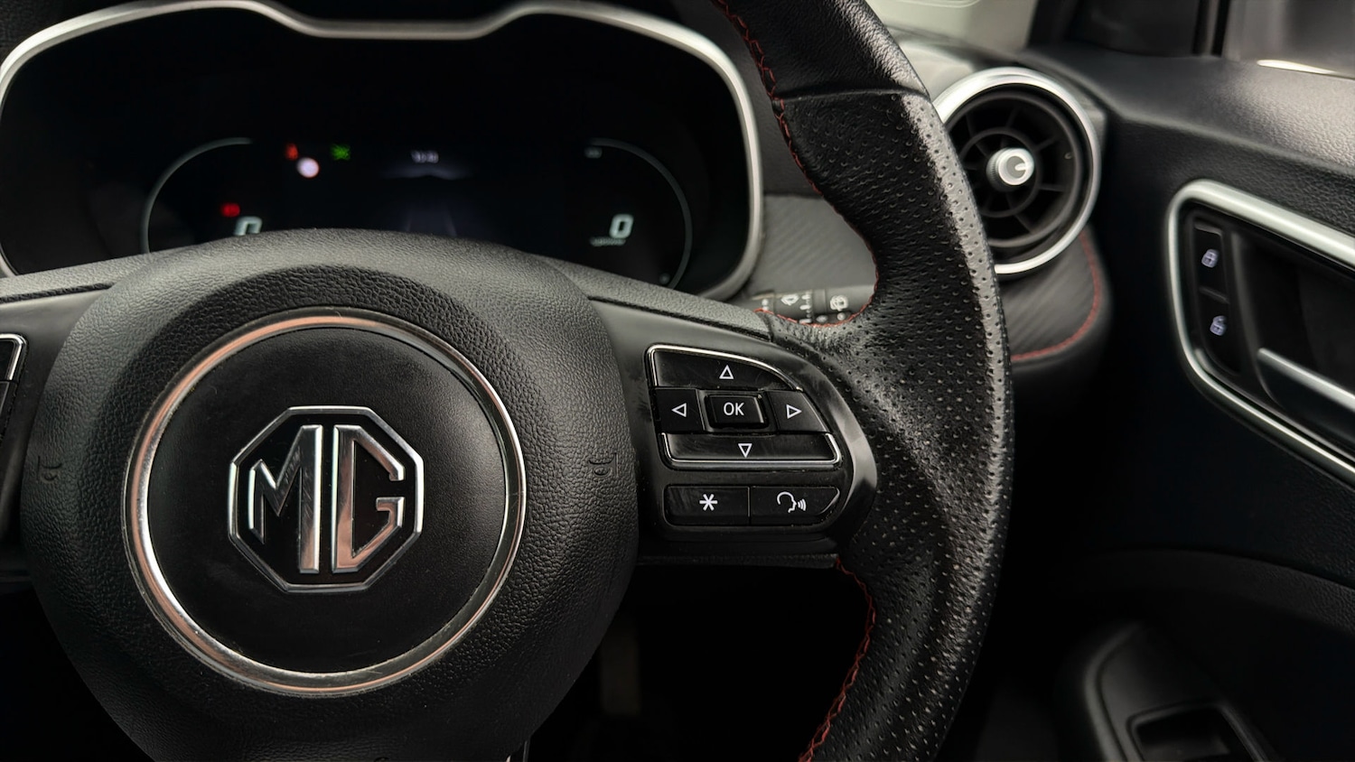 Used MG MG ZS 2024 for sale - 77998610: Photo 24