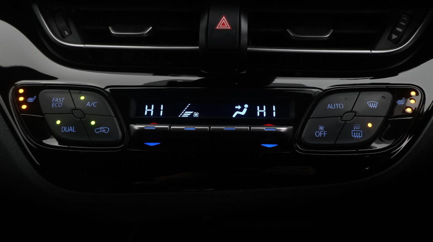 Used Toyota C-HR 2021 for sale - 76743499: Photo 13