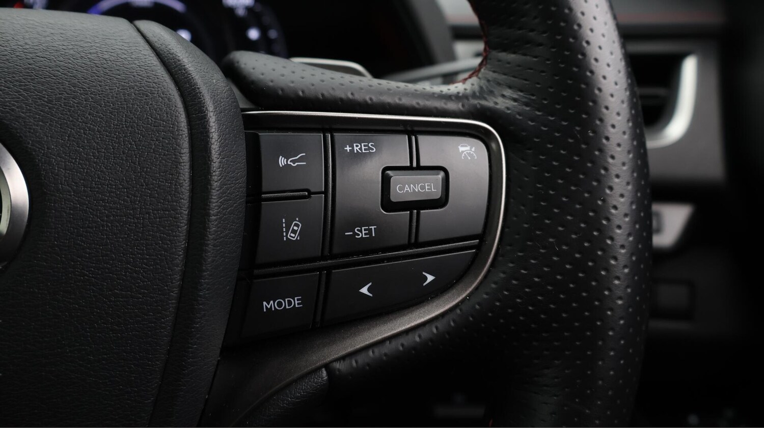 Used Lexus UX 2021 for sale - 76657953: Photo 27