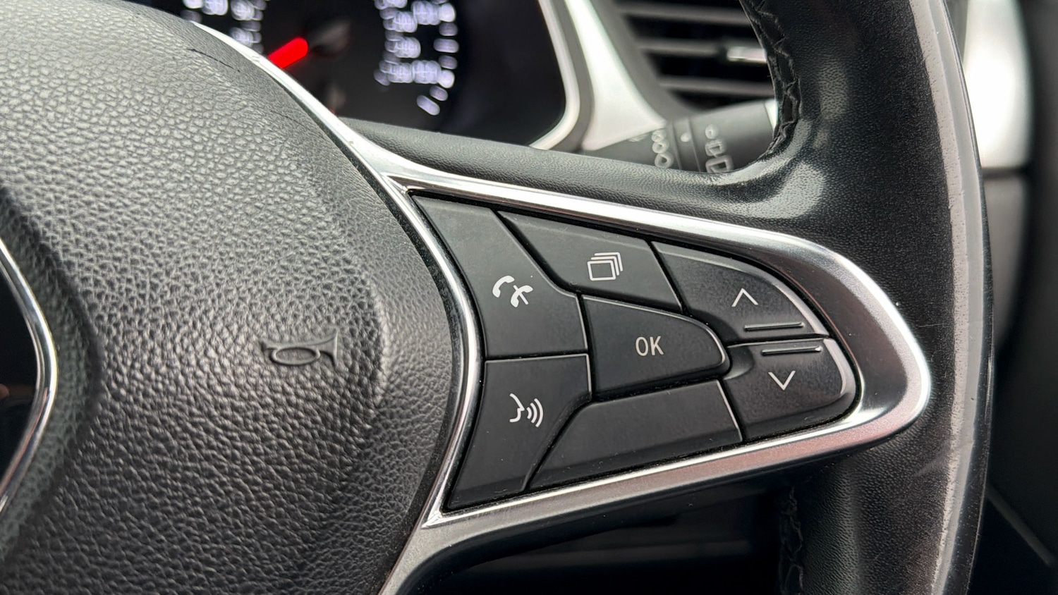 Used Renault Captur for sale - 78105786: Photo 23