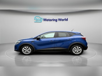 Used Renault Captur 2021 for sale - 78105786: Photo