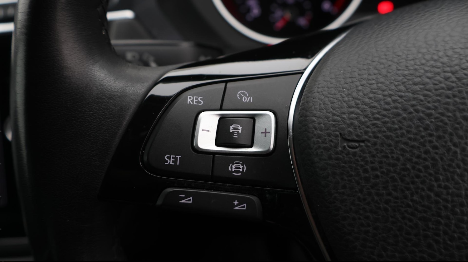 Used Volkswagen Tiguan 2019 for sale - 76472088: Photo 30