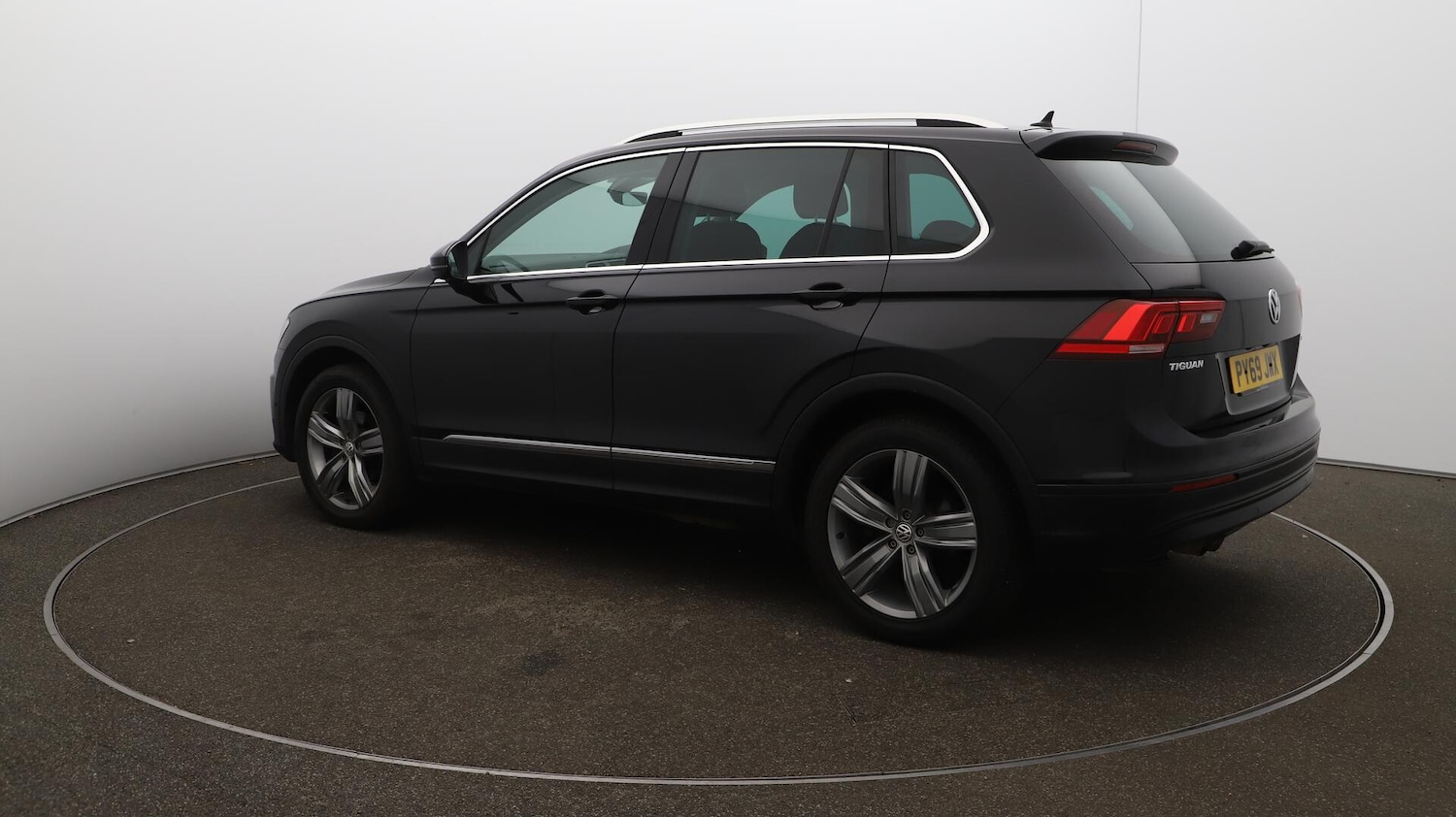 Used Volkswagen Tiguan 2019 for sale - 76472088: Photo 61