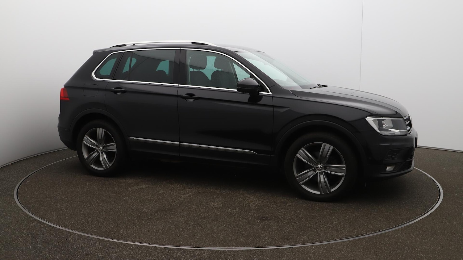 Used Volkswagen Tiguan 2019 for sale - 76472088: Photo 72