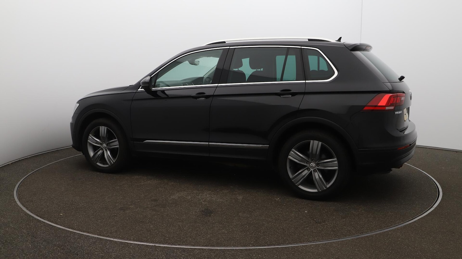 Used Volkswagen Tiguan 2019 for sale - 76472088: Photo 73