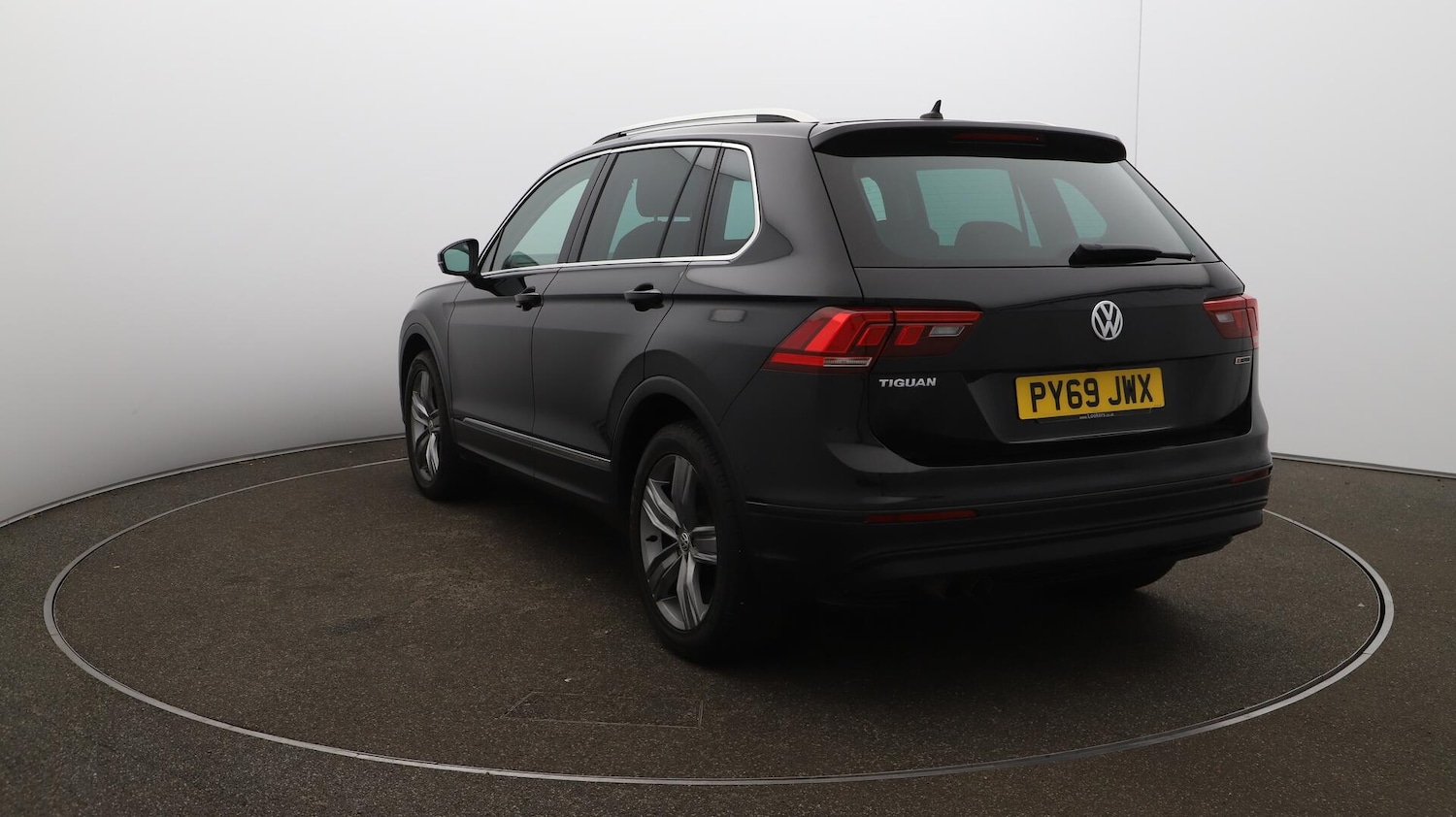 Used Volkswagen Tiguan 2019 for sale - 76472088: Photo 87