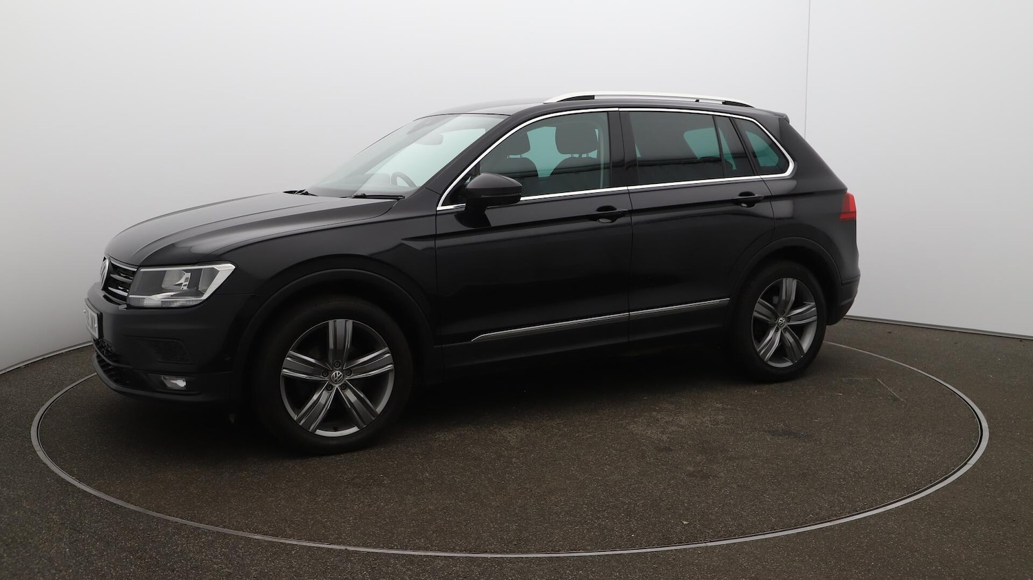 Used Volkswagen Tiguan 2019 for sale - 76472088: Photo 93