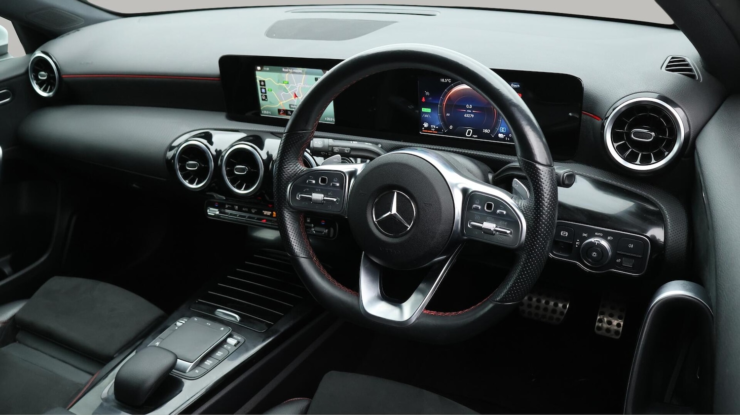 Used Mercedes-Benz A-Class 2021 for sale - 76348997: Photo 10