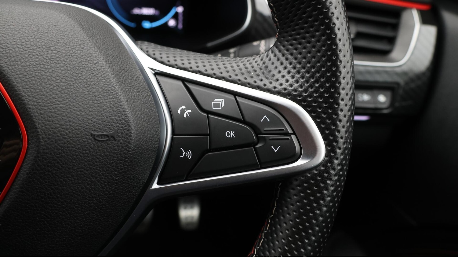 Used Renault Arkana 2023 for sale - 76584072: Photo 26