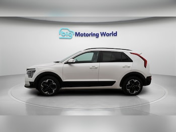 Used Kia Niro 2023 for sale - 77905666: Photo