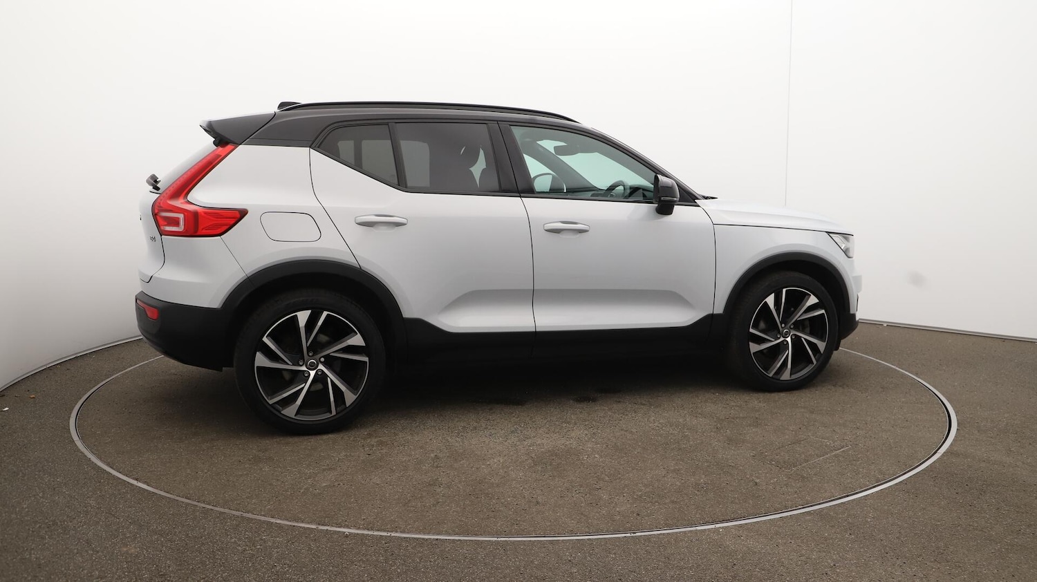 Used Volvo XC40 2020 for sale - 76645418: Photo 50