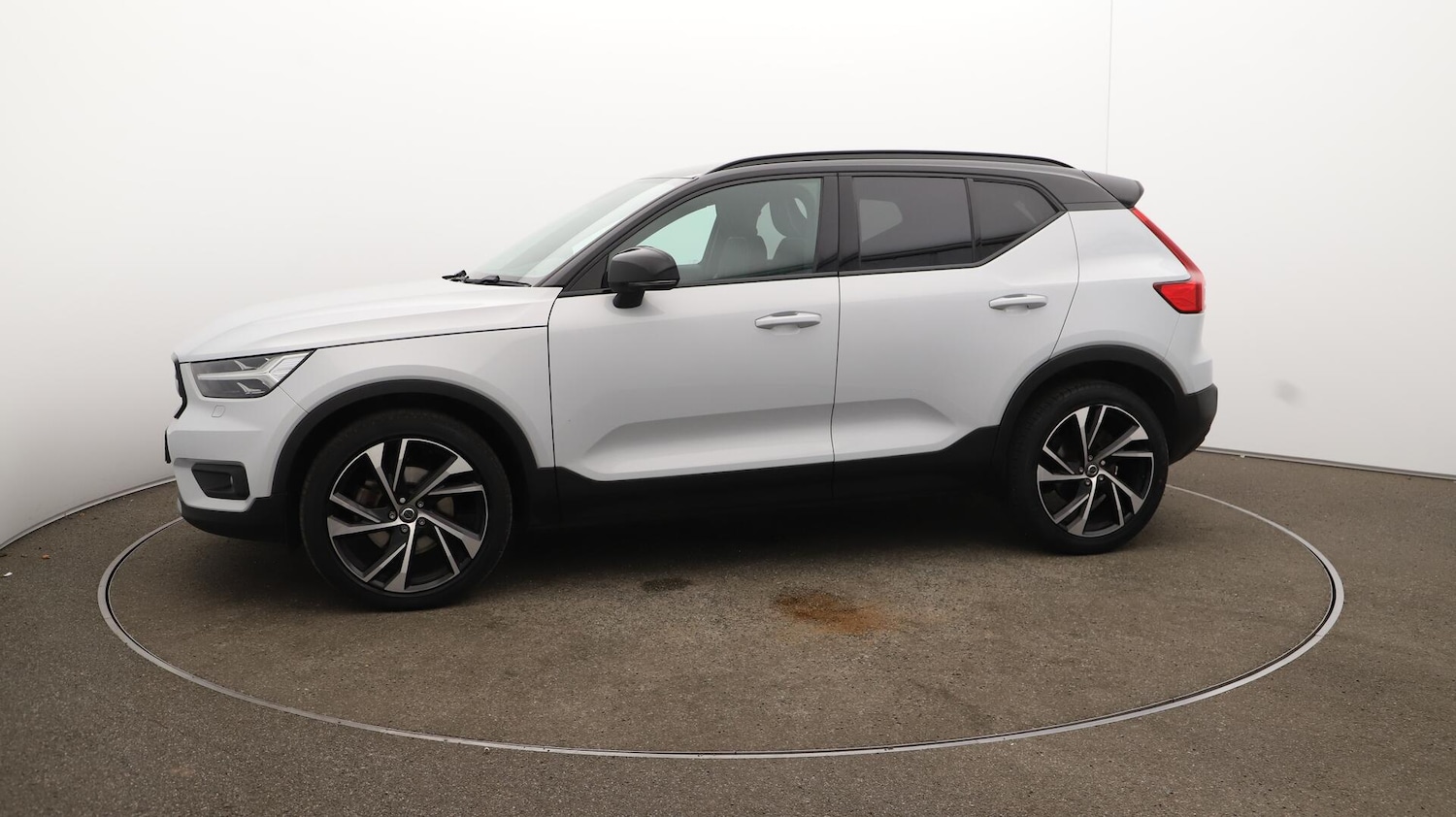 Used Volvo XC40 2020 for sale - 76645418: Photo 65