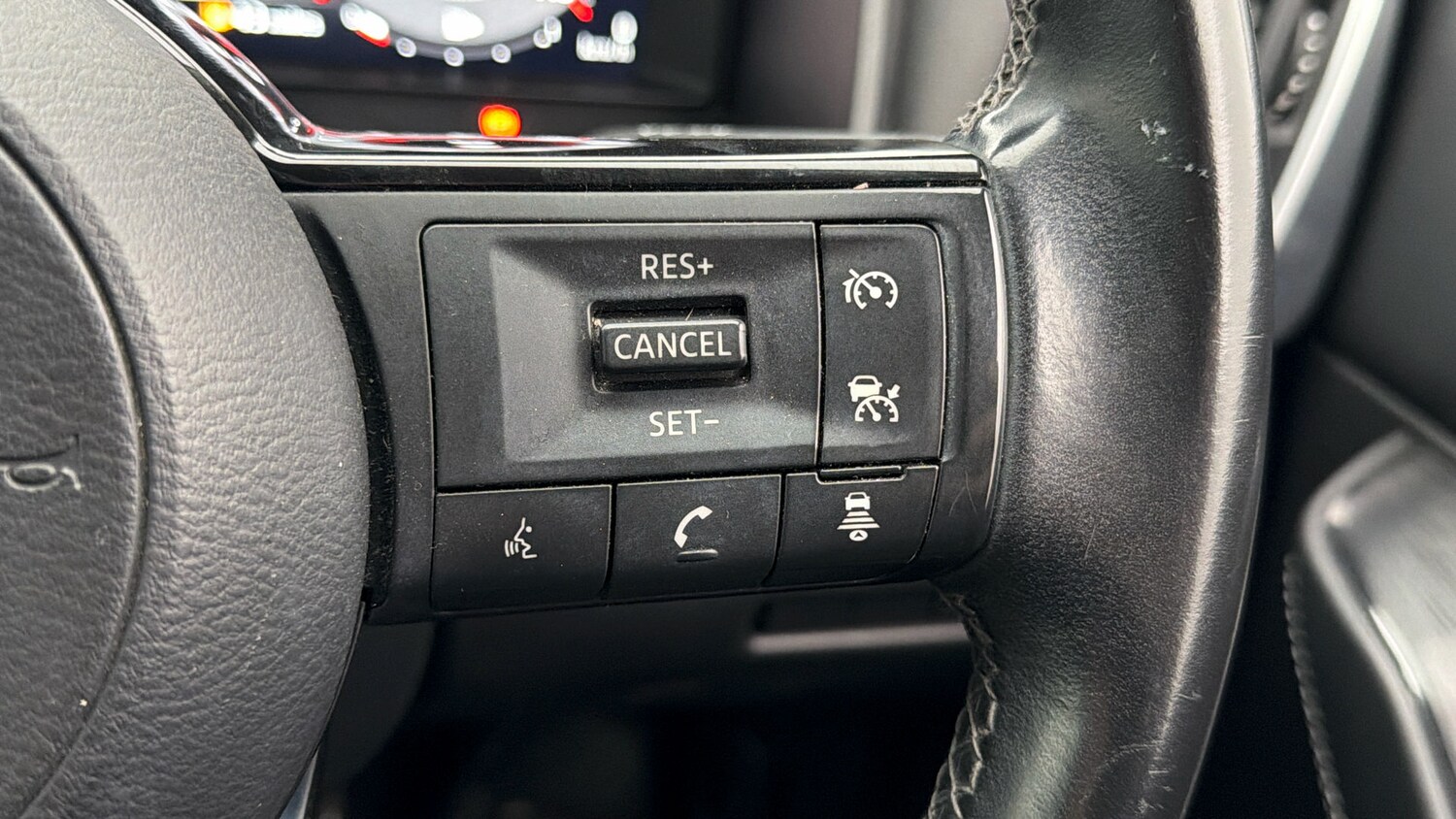 Used Nissan Qashqai for sale - 77802193: Photo 23