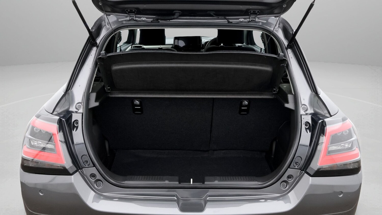 Used Suzuki Swift 2024 for sale - 77367093: Photo 17