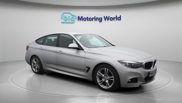 Used BMW 3 Series Gran Turismo 2019 for sale - 76136972: Photo 2