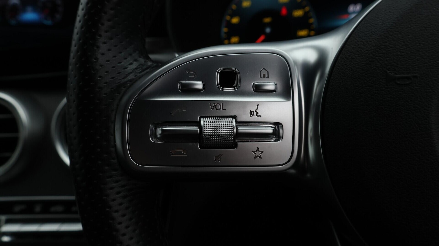 Used Mercedes-Benz C Class 2021 for sale - 76432180: Photo 24