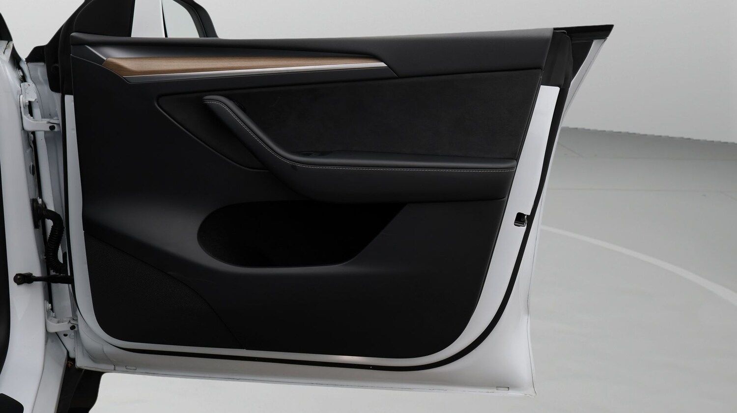 Used Tesla Model Y 2023 for sale - 77700868: Photo 15