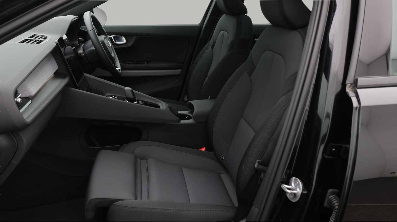 Used Polestar Polestar 2 2022 for sale - 76688530: Photo 15