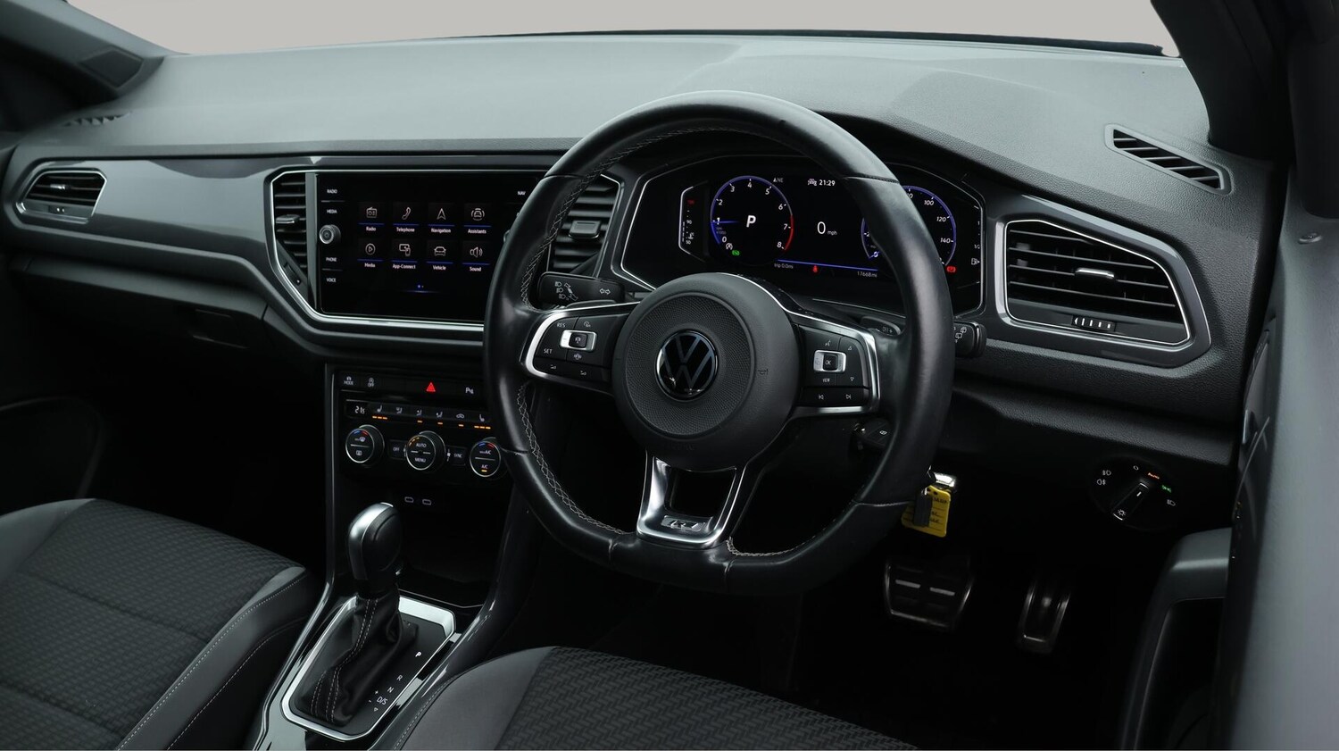 Used Volkswagen T-Roc 2021 for sale - 76199955: Photo 10