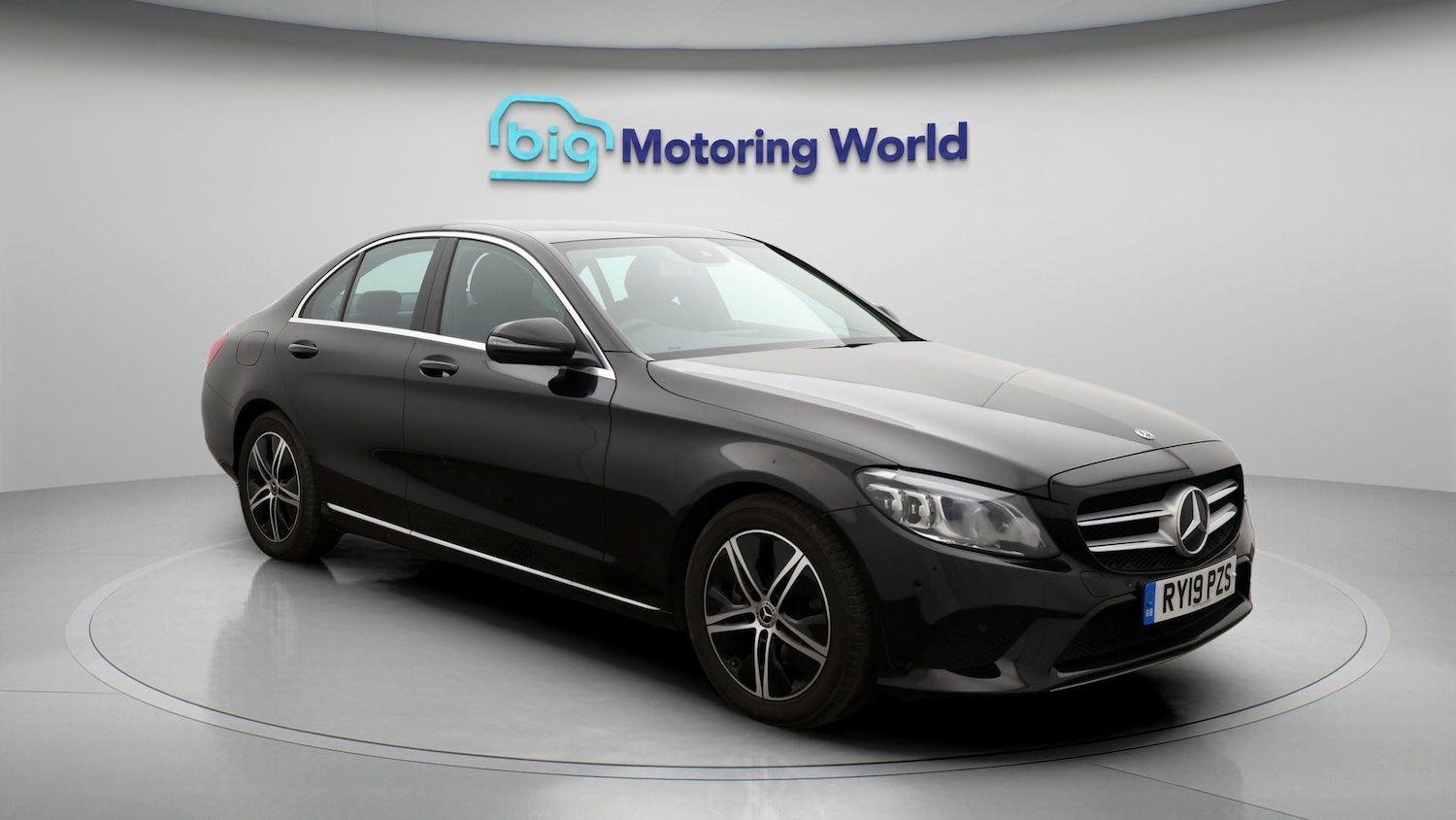 Used Mercedes-Benz C Class 2019 for sale - 77730097: Photo 1
