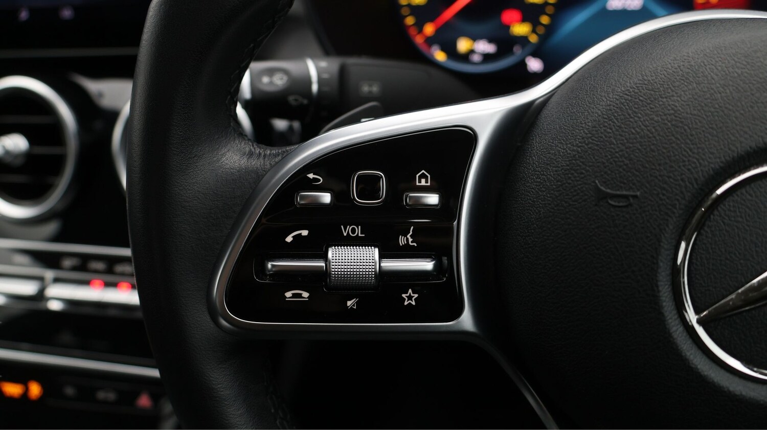 Used Mercedes-Benz C Class 2019 for sale - 77730097: Photo 21