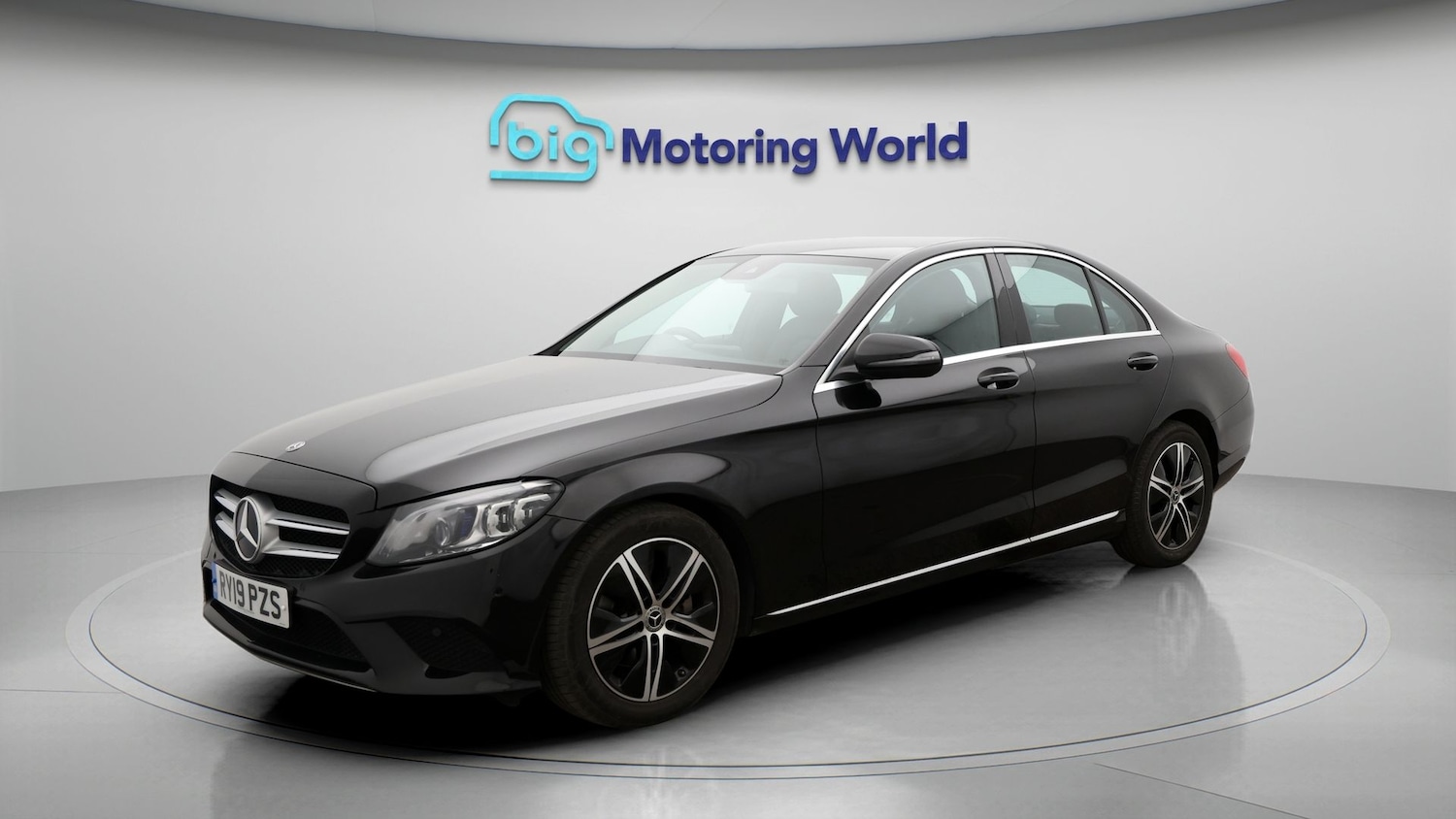 Used Mercedes-Benz C Class 2019 for sale - 77730097: Photo 3