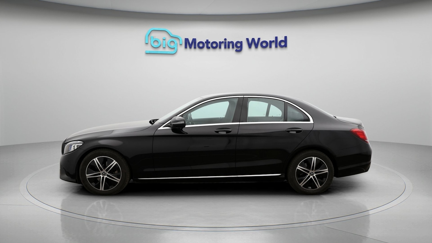 Used Mercedes-Benz C Class 2019 for sale - 77730097: Photo 4