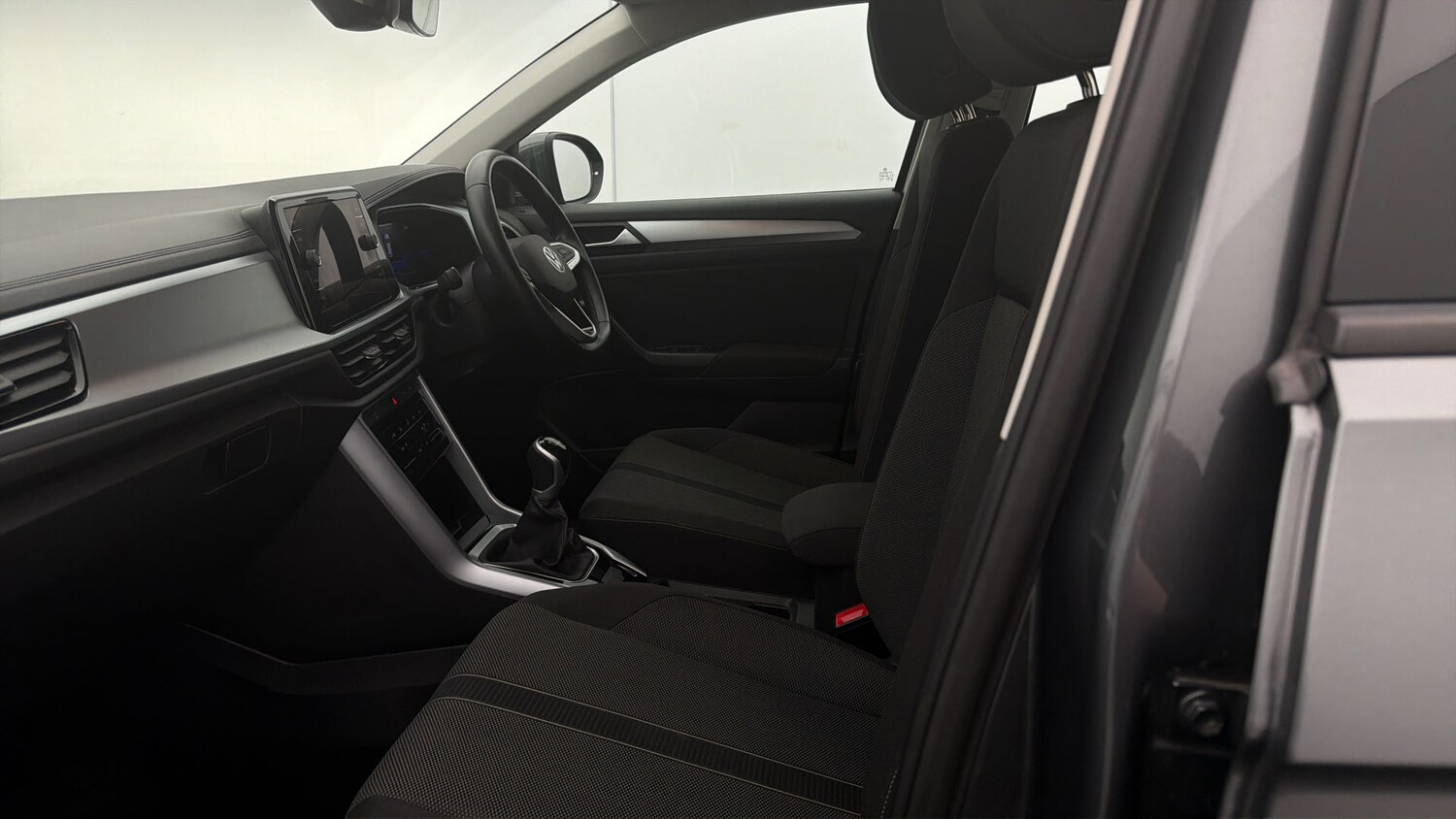 Used Volkswagen T-Roc 2023 for sale - 78166850: Photo 13