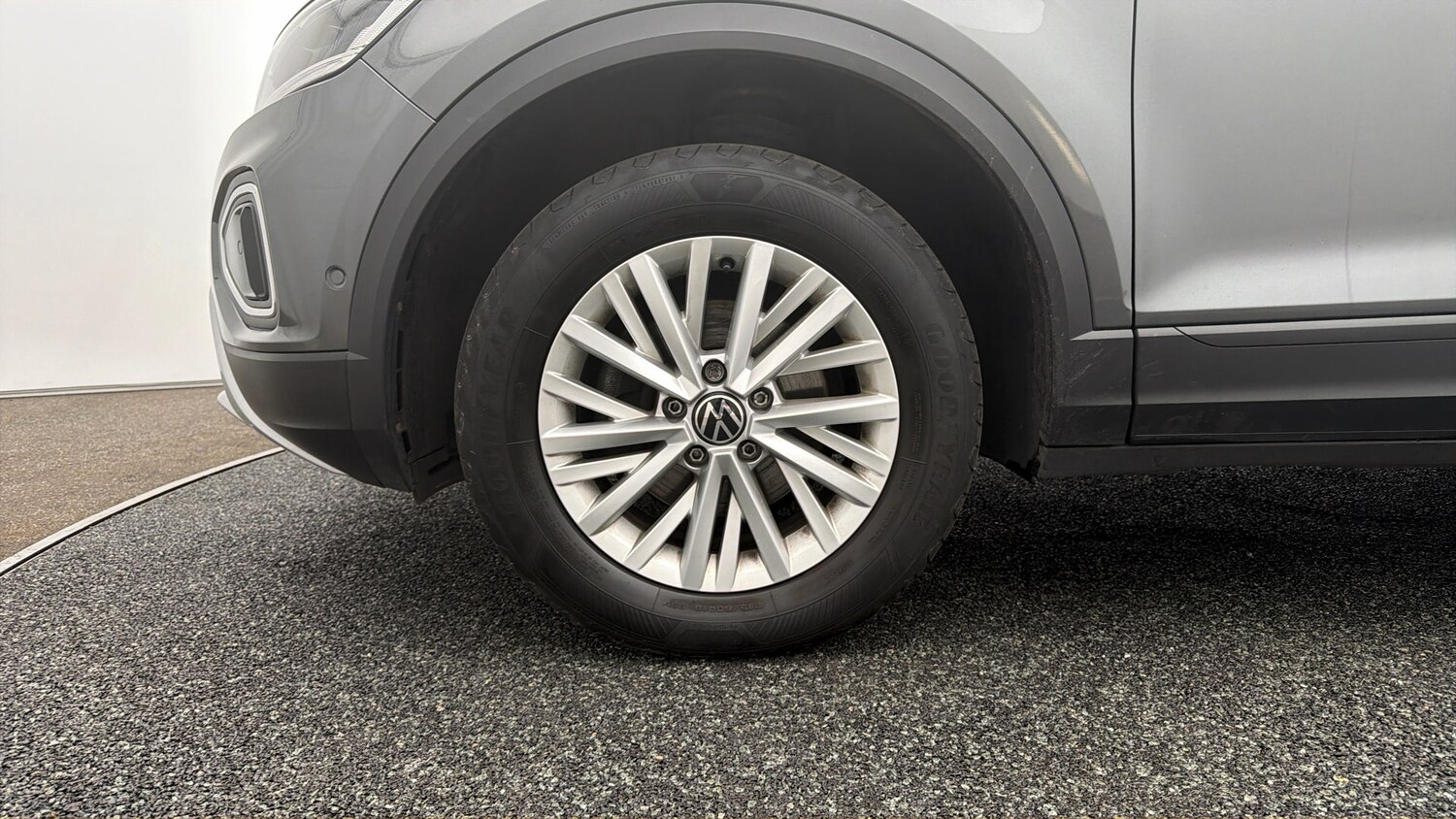 Used Volkswagen T-Roc 2023 for sale - 78166850: Photo 17