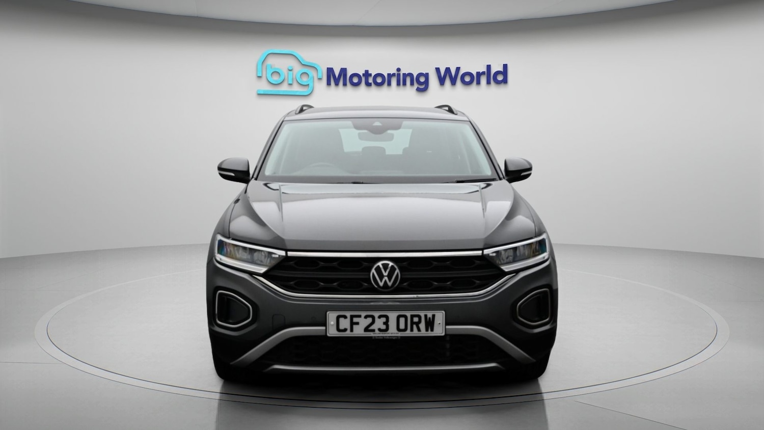 Used Volkswagen T-Roc 2023 for sale - 78166850: Photo 2