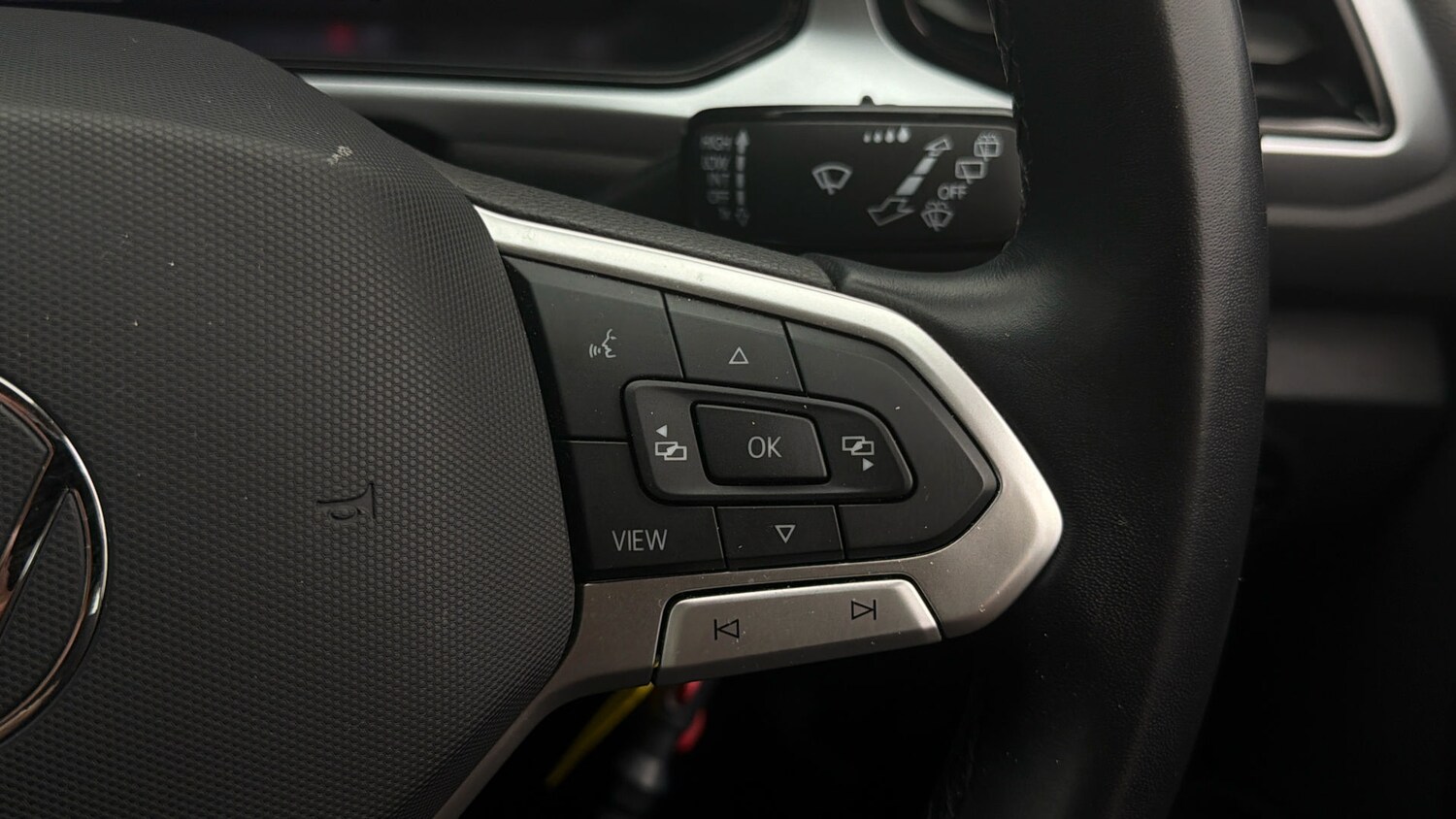 Used Volkswagen T-Roc 2023 for sale - 78166850: Photo 24