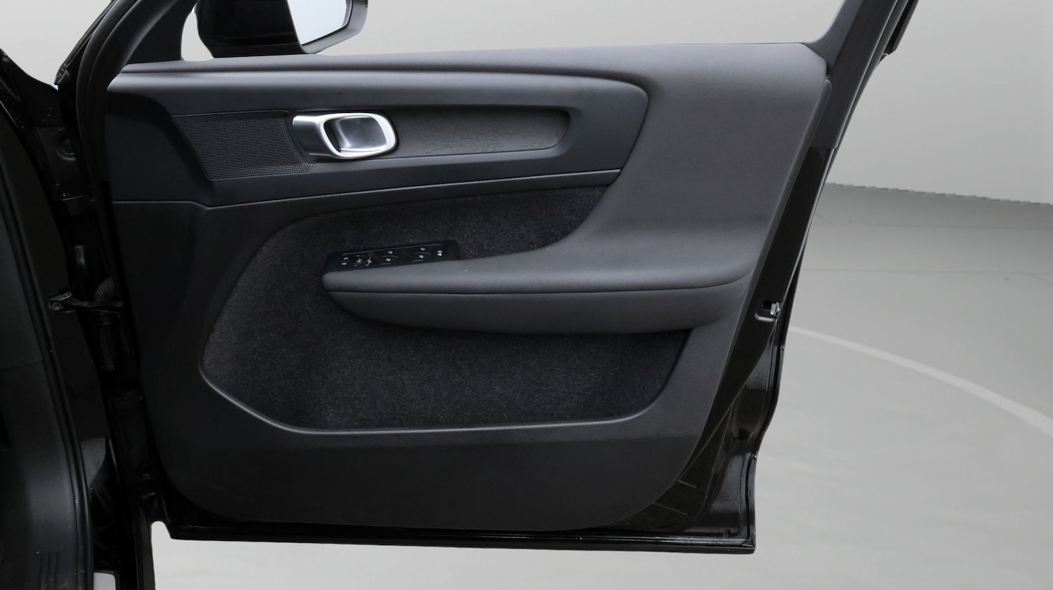 Used Volvo C40 2023 for sale - 77631163: Photo 15