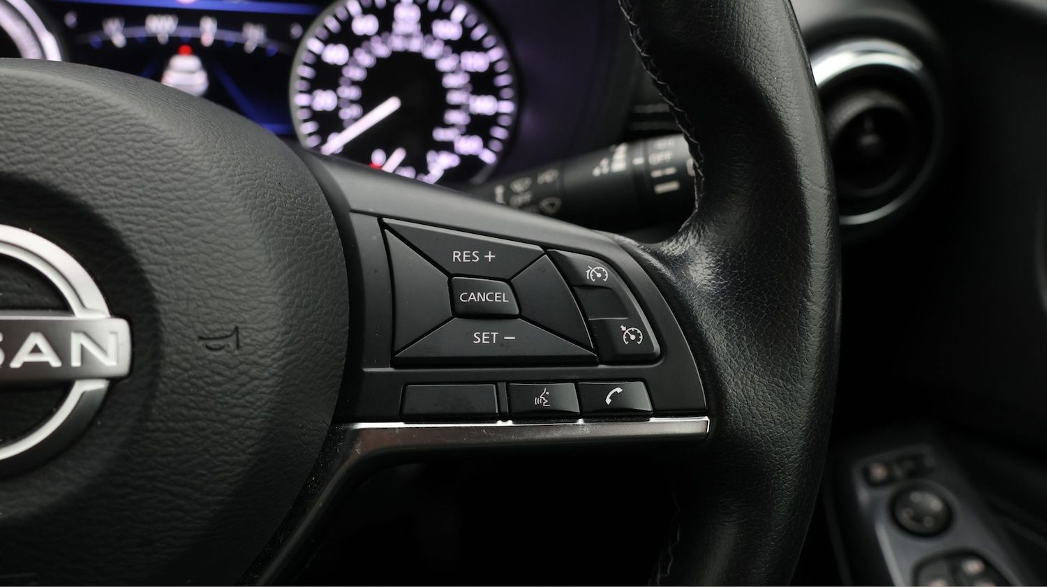 Used Nissan Juke 2023 for sale - 77718144: Photo 23