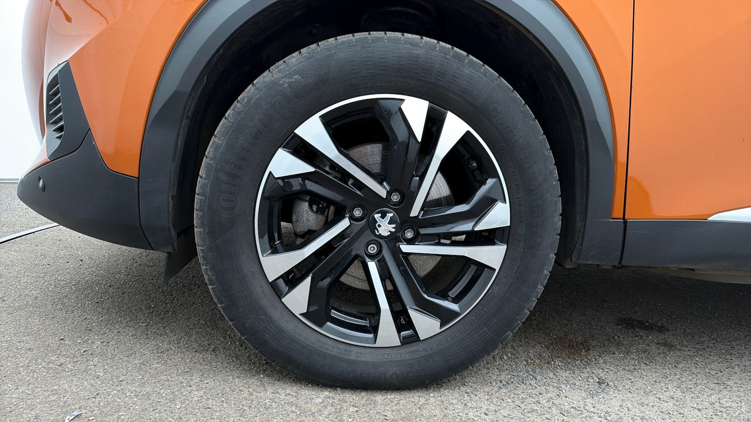 Used Peugeot E-2008 2023 for sale - 78018517: Photo 17