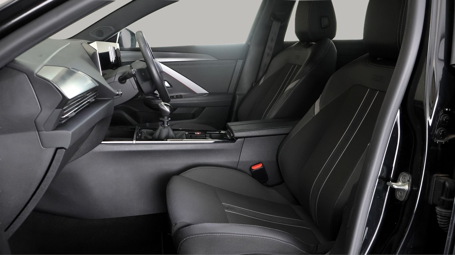 Used Vauxhall Astra 2023 for sale - 77935898: Photo 14