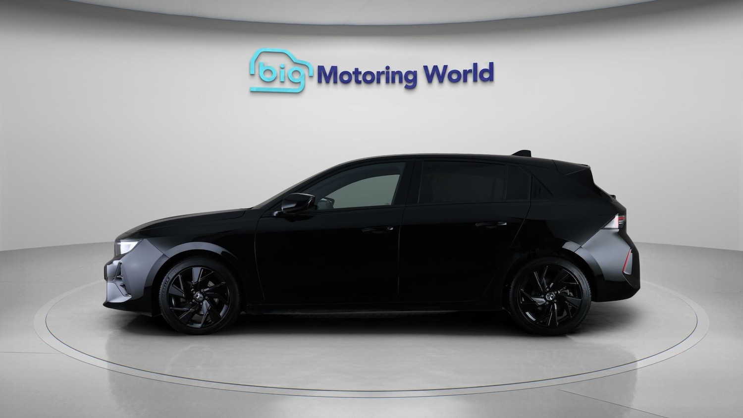 Used Vauxhall Astra 2023 for sale - 77935898: Photo 4