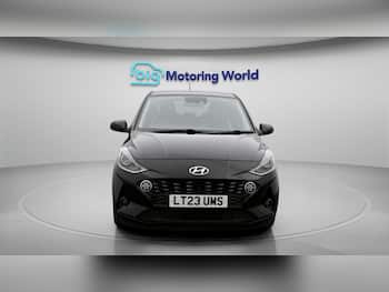 Used Hyundai i10 2023 for sale - 79703111: Photo