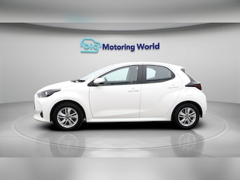 Used Mazda Mazda2 HYBRID 2023 for sale - 77536375: Photo