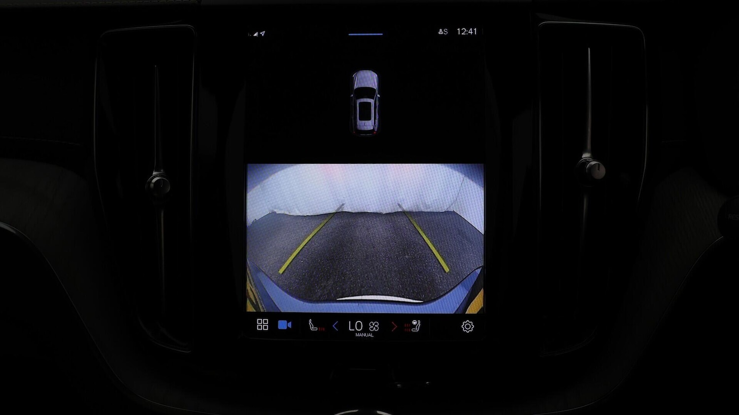 Used Volvo XC60 2023 for sale - 76561705: Photo 26